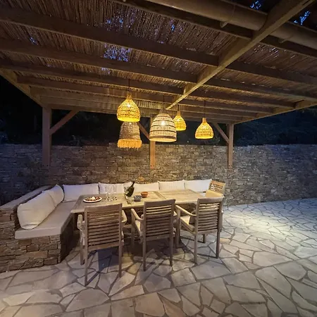 Сasa de vacaciones Paisible Dans La Verdure