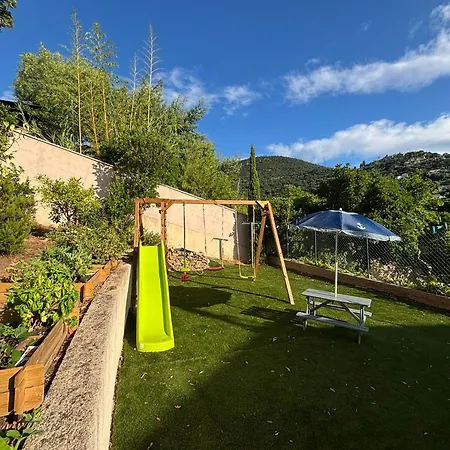 Сasa de vacaciones Paisible Dans La Verdure
